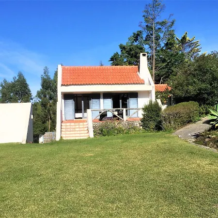 Holiday home Casa Dos Pintos, Golf E Natureza Belas